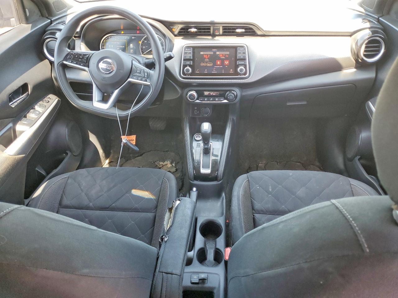 2019 NISSAN KICKS