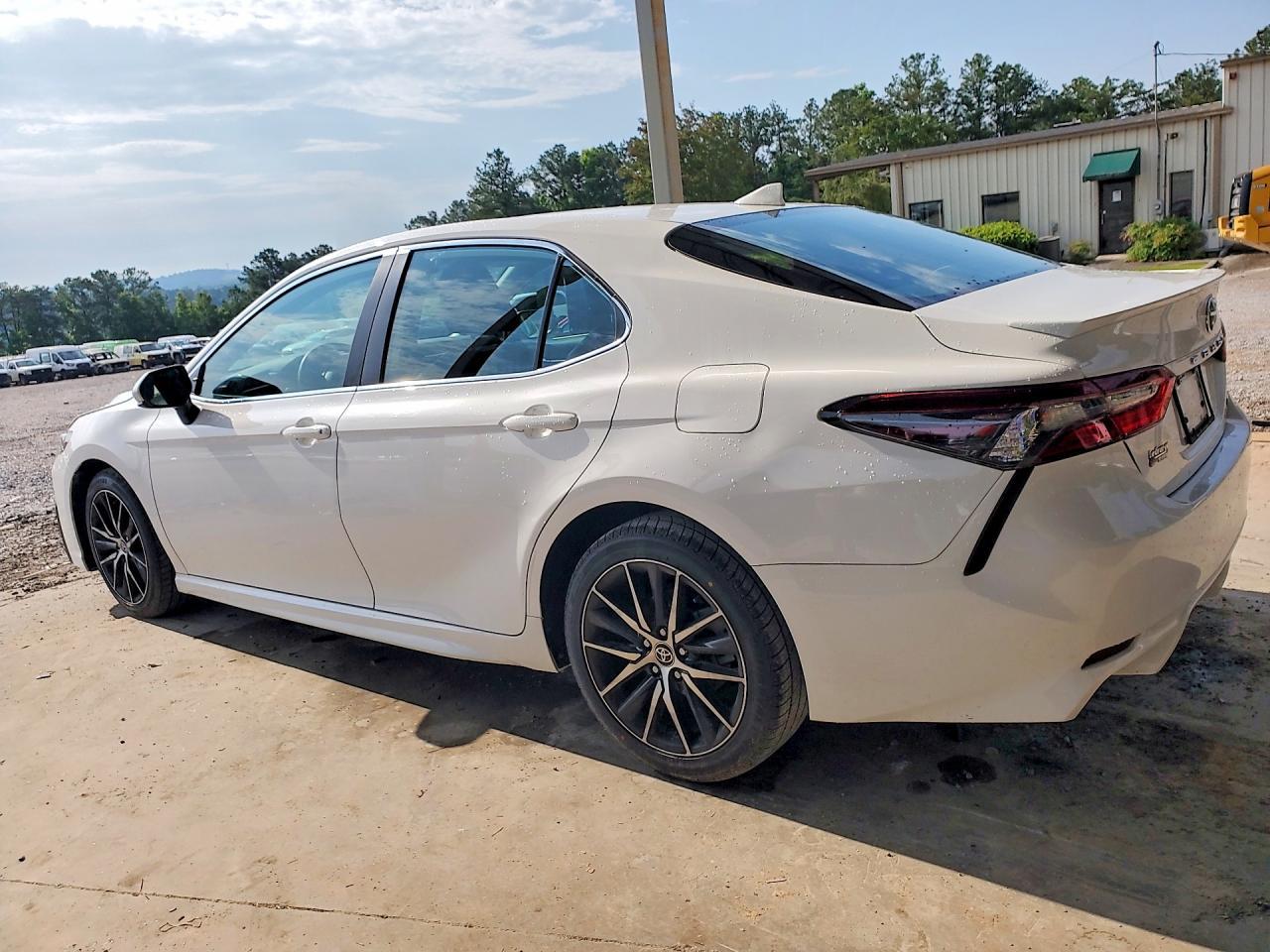 2021 TOYOTA CAMRY