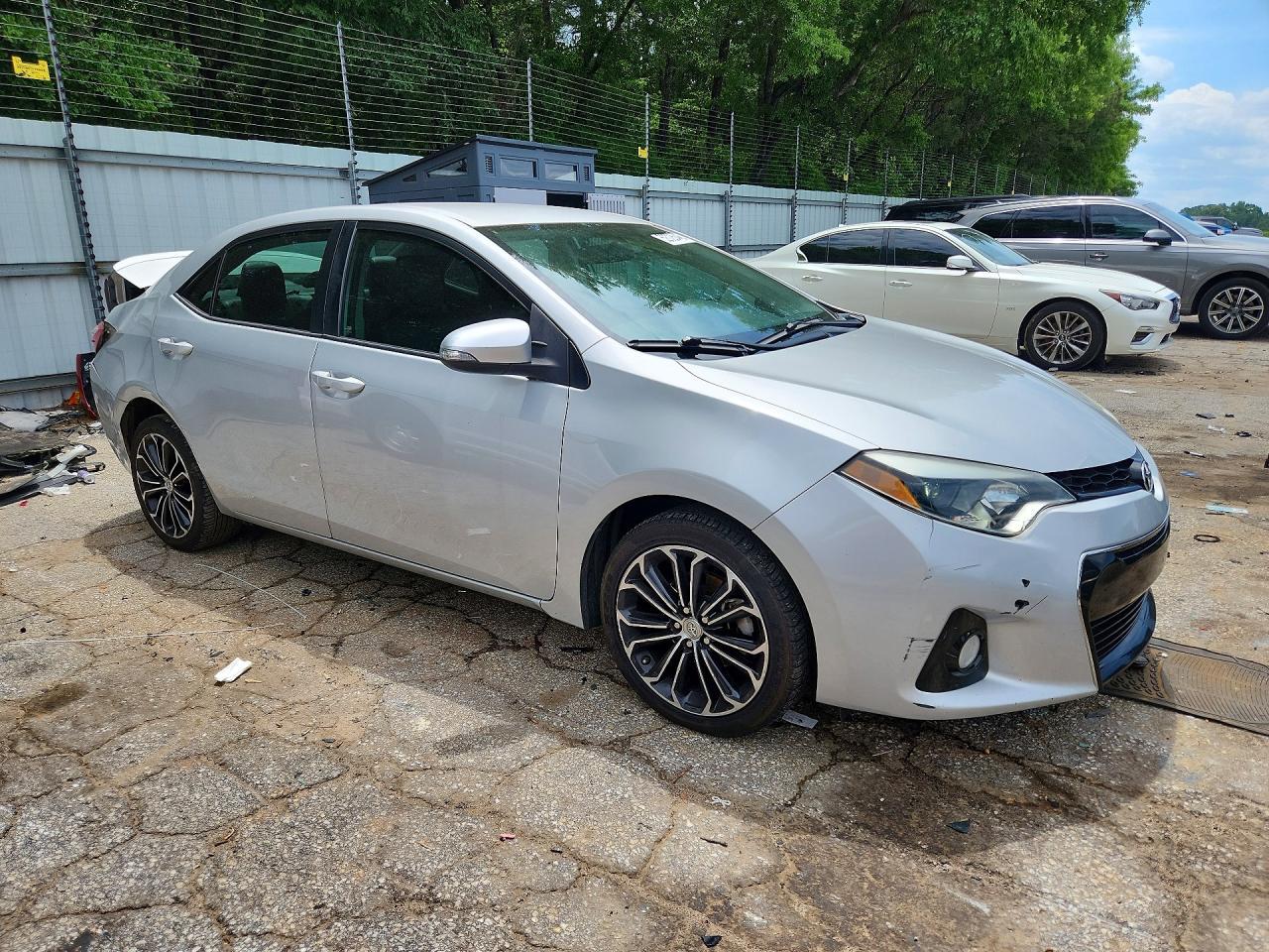2016 TOYOTA COROLLA