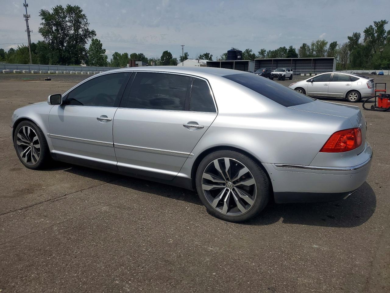 2006 VOLKSWAGEN Phaeton