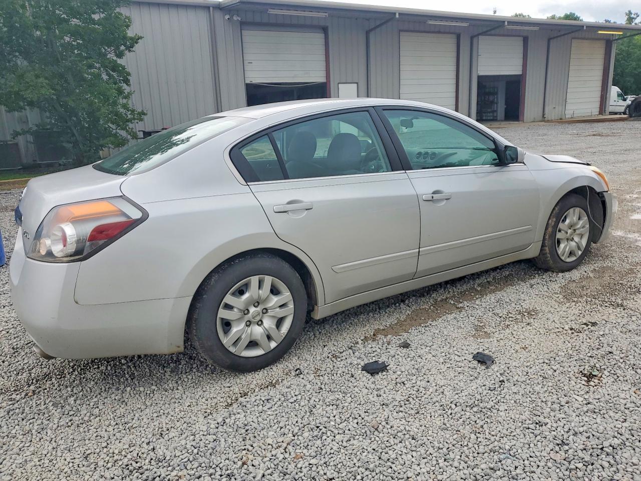 2011 NISSAN ALTIMA