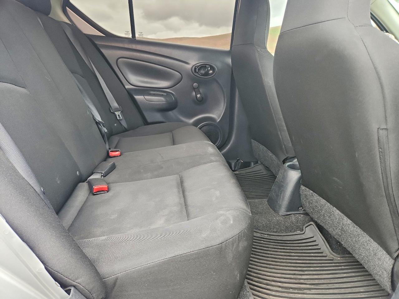 2015 NISSAN VERSA