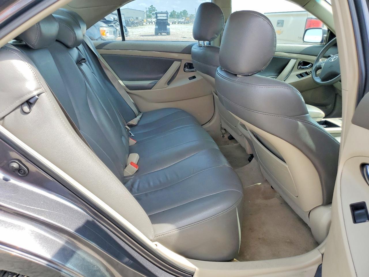 2009 TOYOTA CAMRY