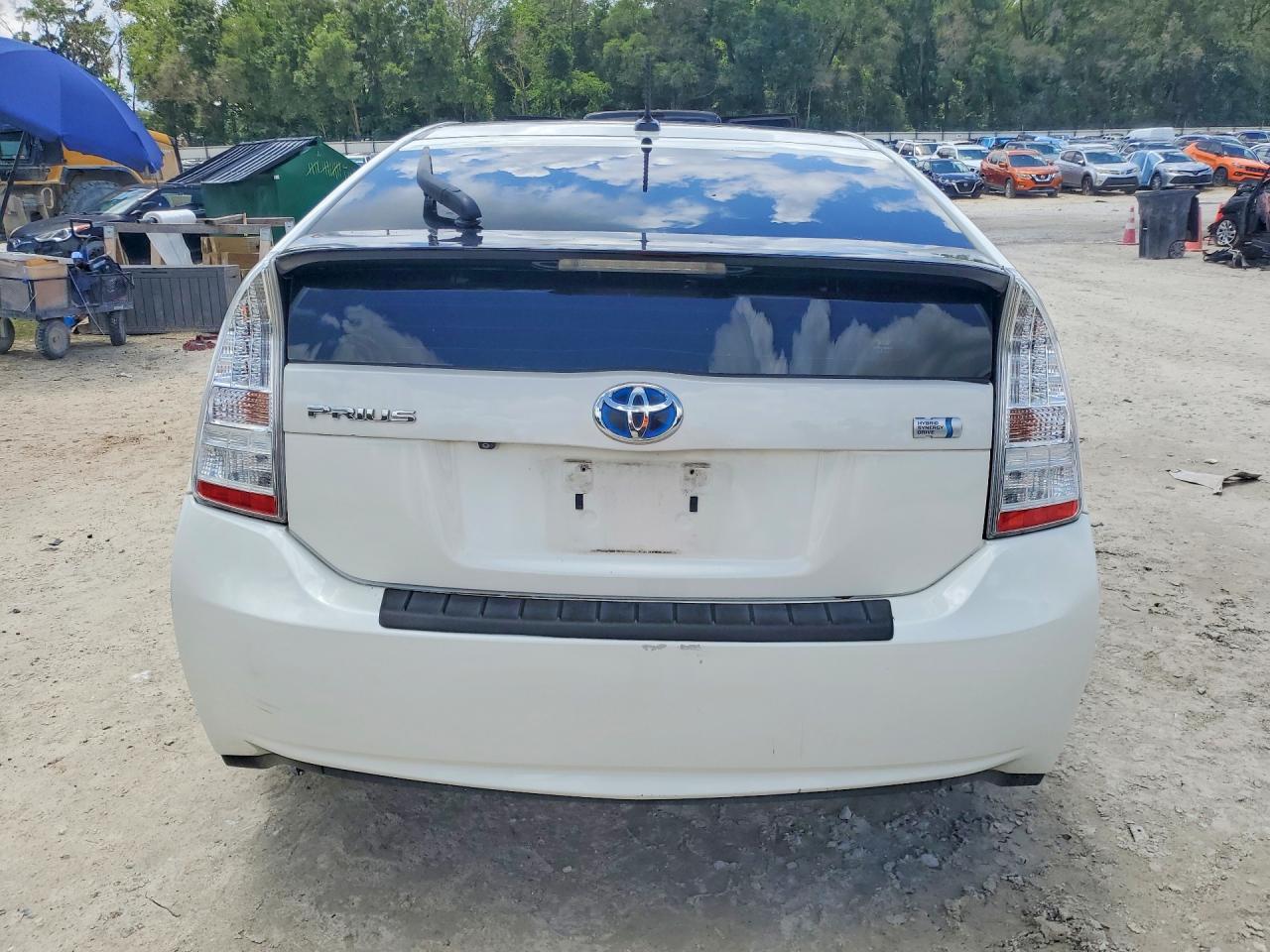 2010 TOYOTA PRIUS