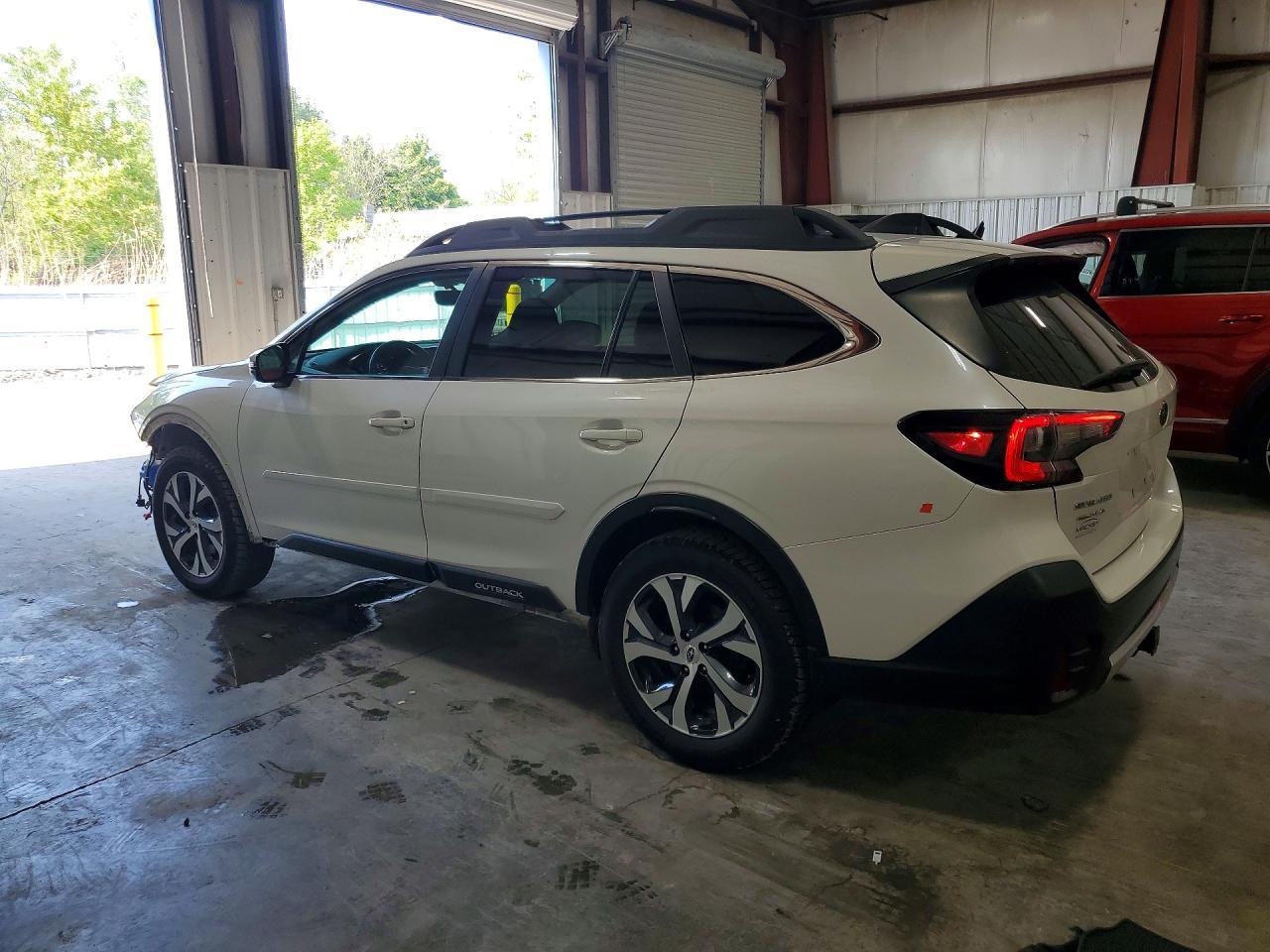 2020 SUBARU Outback