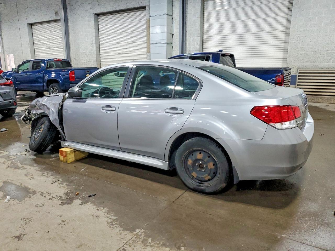 2011 SUBARU Legacy