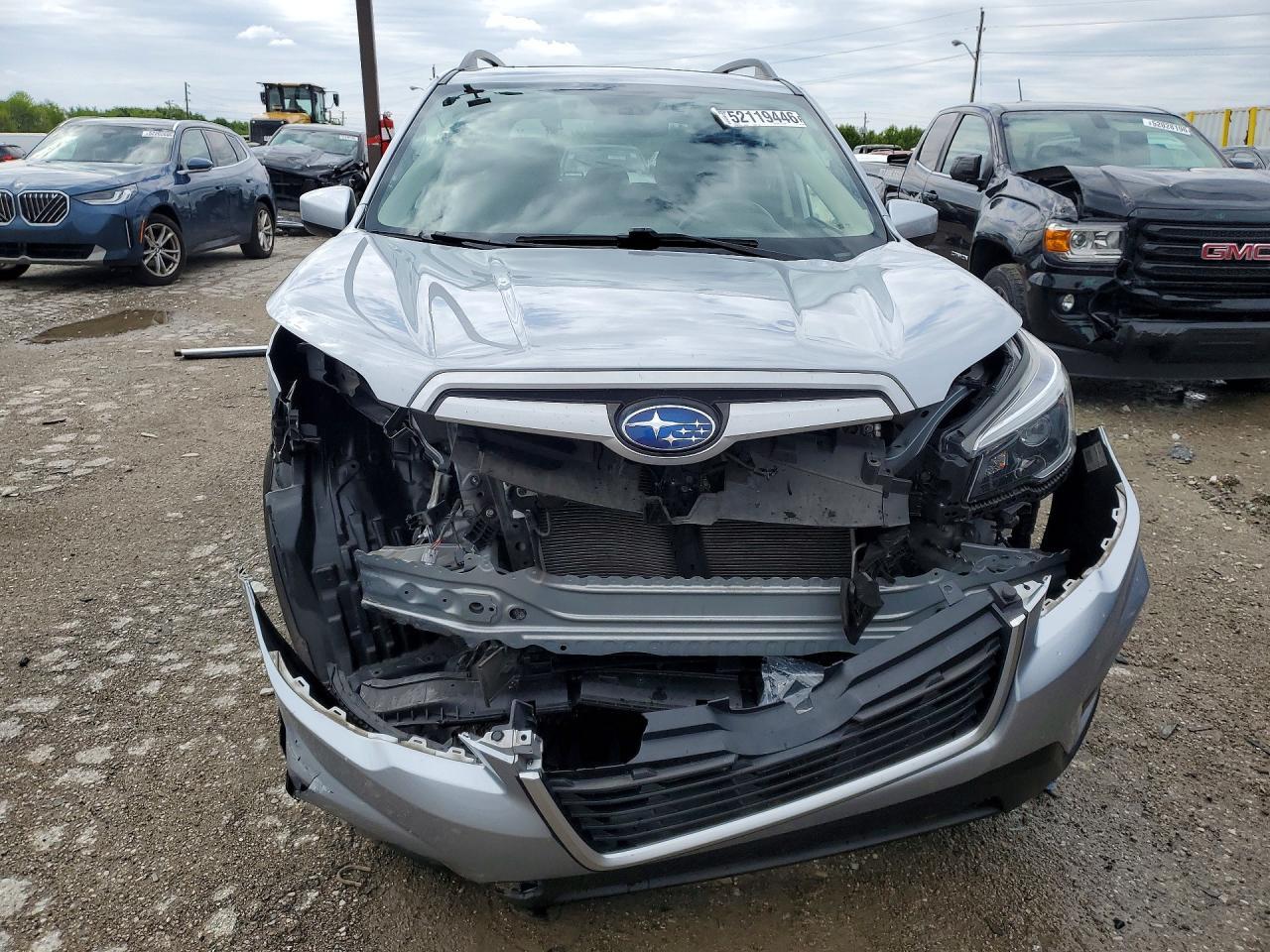 2021 SUBARU FORESTER
