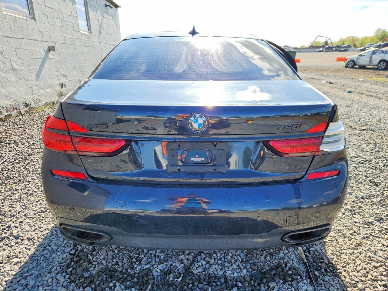 2016 BMW 7 series