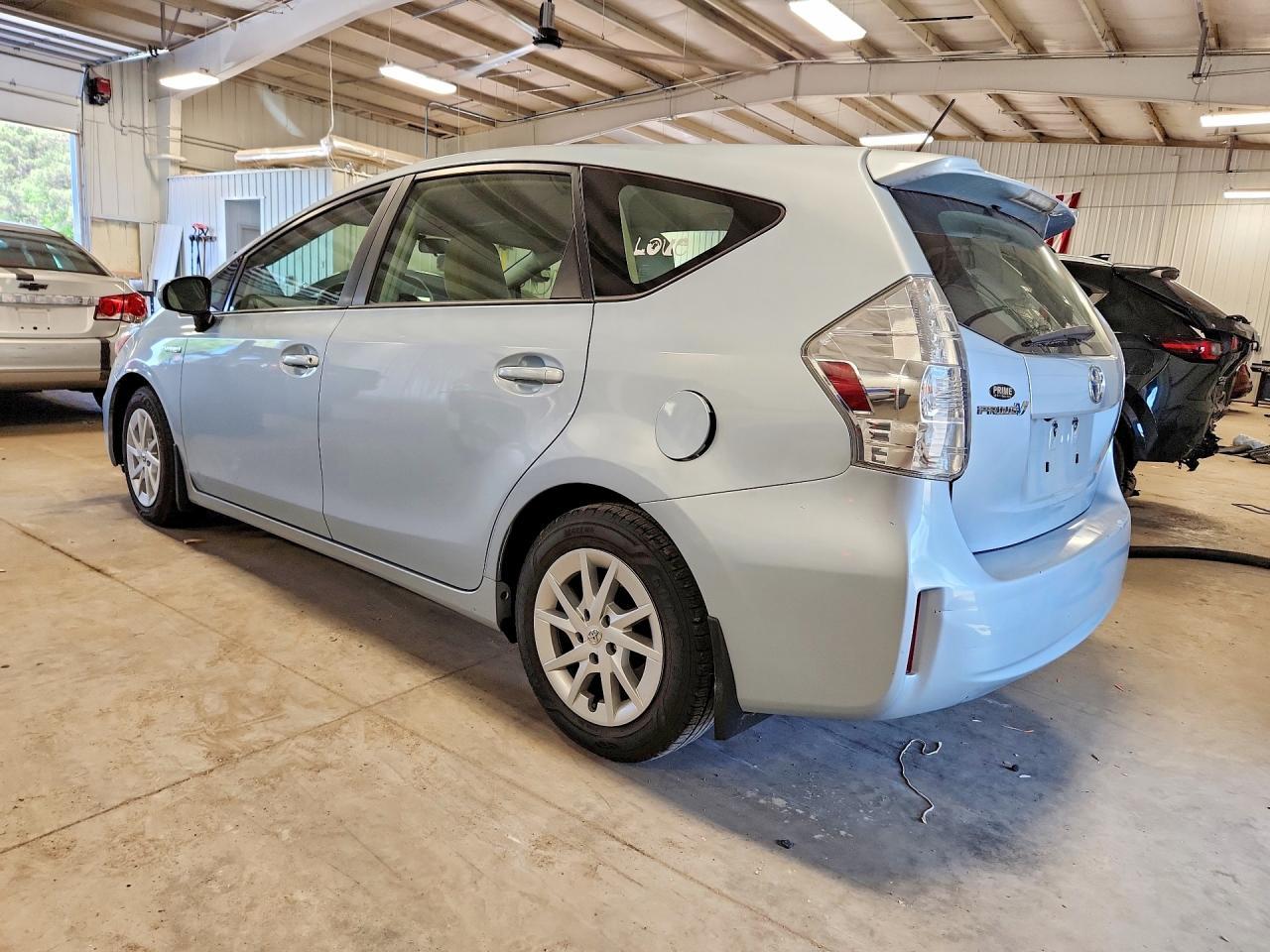 2012 TOYOTA PRIUS V