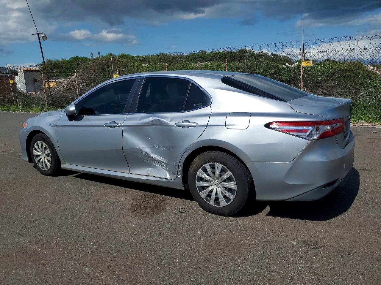 2018 TOYOTA CAMRY