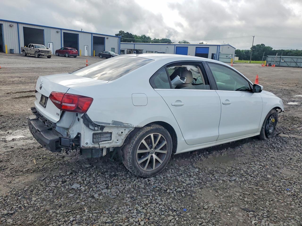 2017 VOLKSWAGEN JETTA