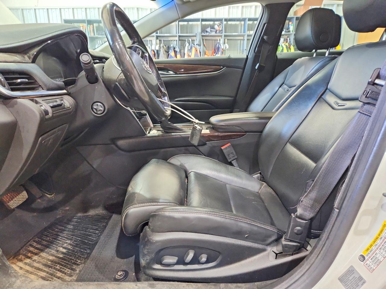 2013 CADILLAC XTS