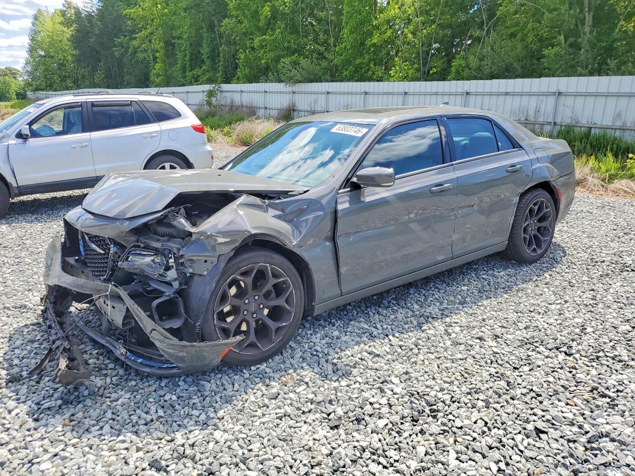 2019 CHRYSLER 300