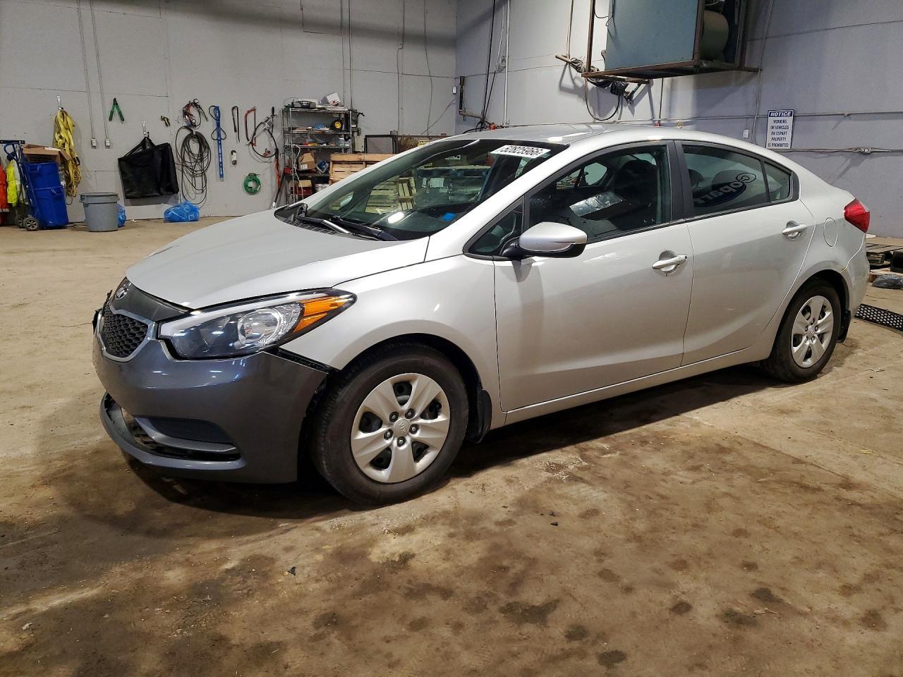 2016 KIA FORTE