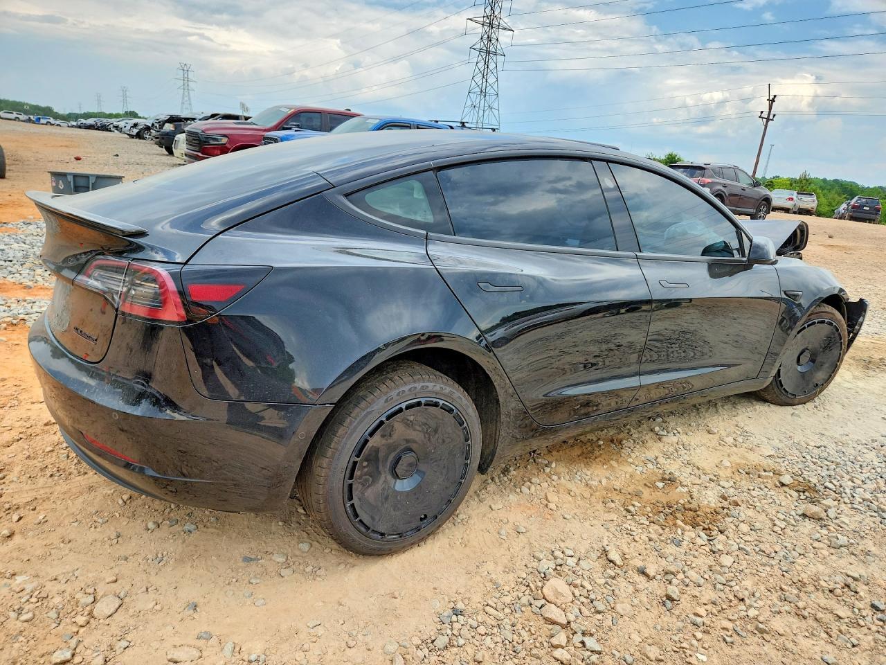 2018 TESLA MODEL 3