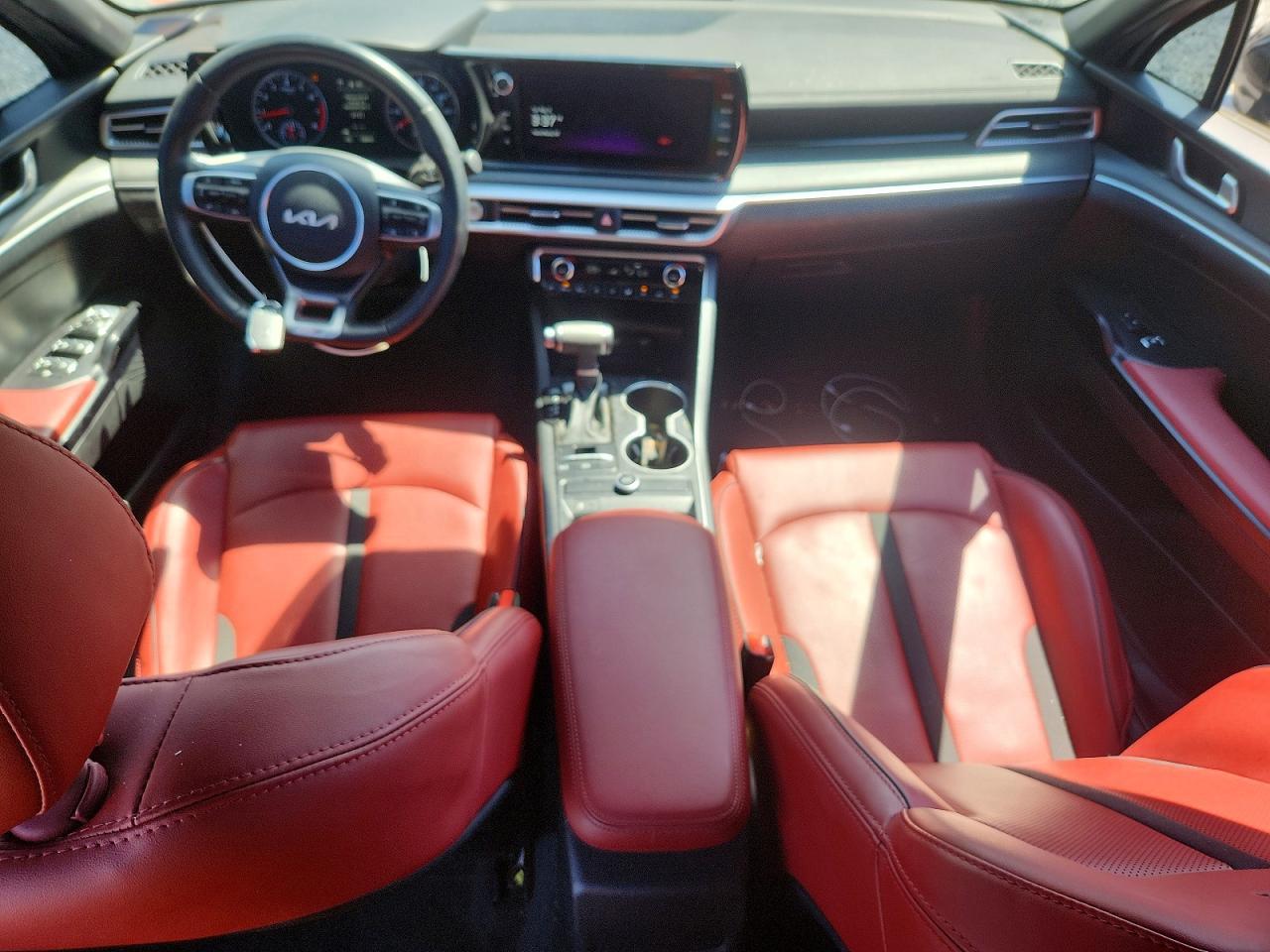 2022 KIA K5