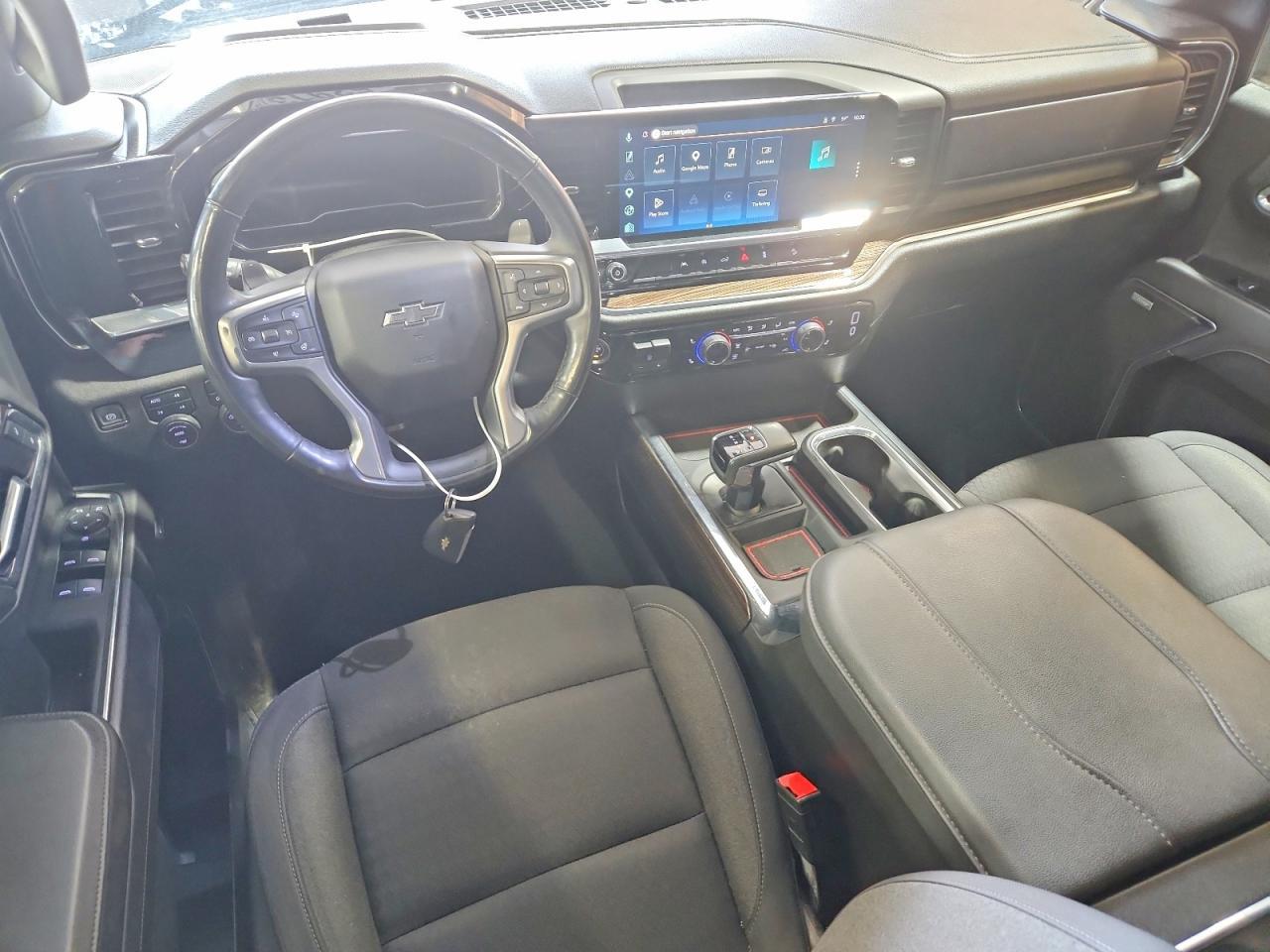 2025 CHEVROLET Silverado