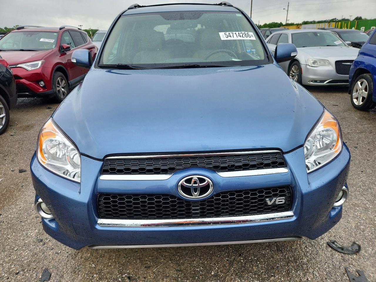 2011 TOYOTA RAV4