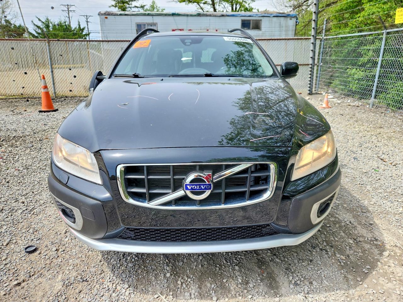 2013 VOLVO XC70