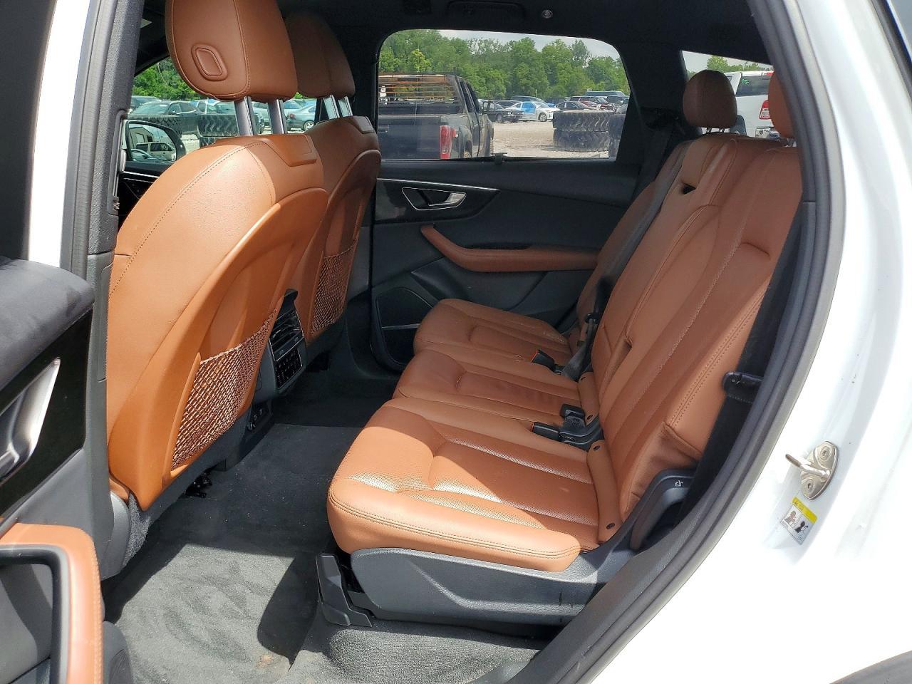 2021 AUDI Q7