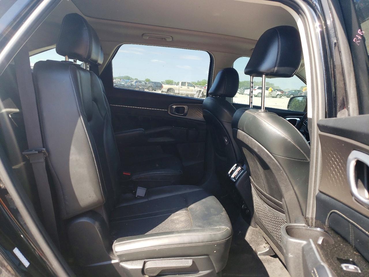 2021 KIA SORENTO