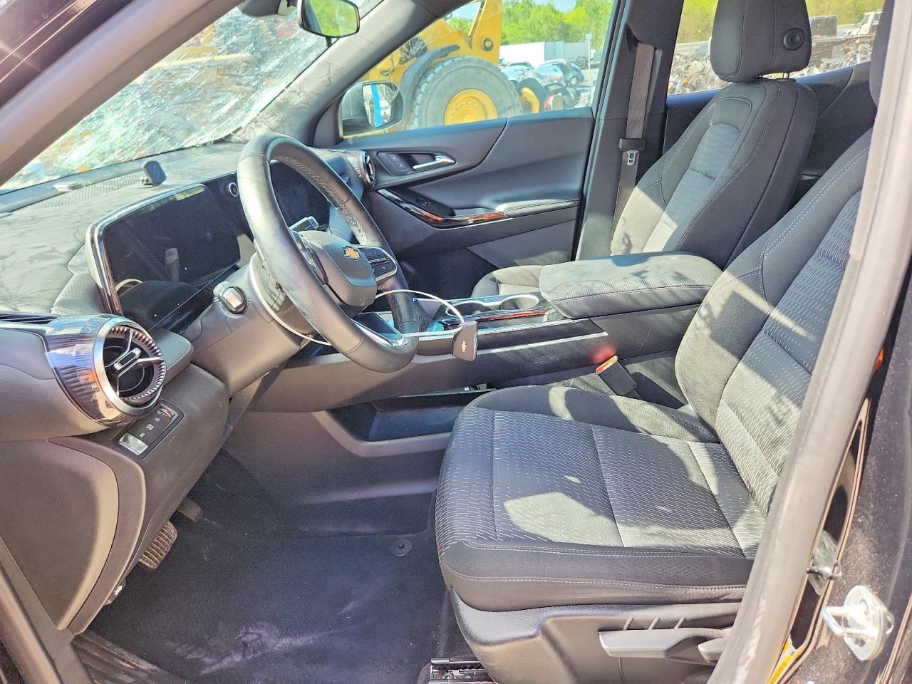 2025 CHEVROLET EQUINOX
