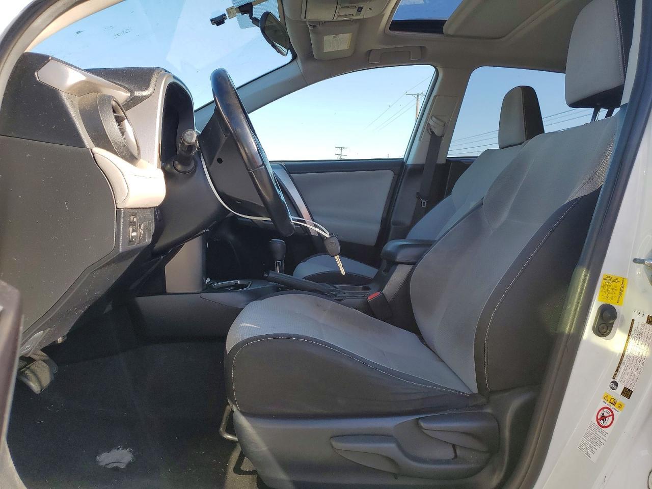 2016 TOYOTA RAV4