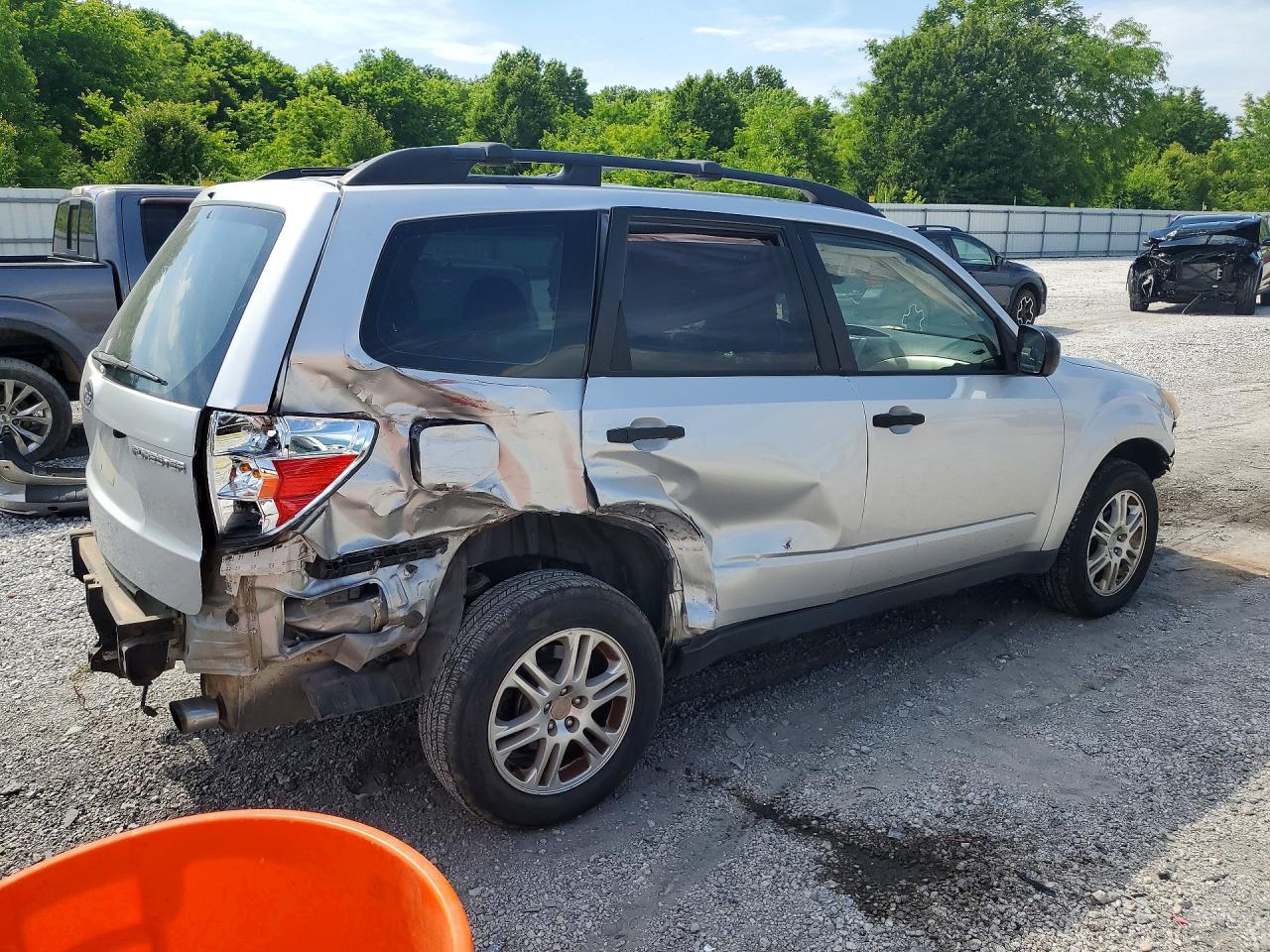 2010 SUBARU FORESTER