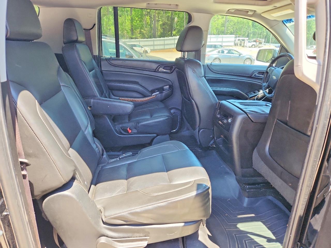 2015 CHEVROLET Suburban