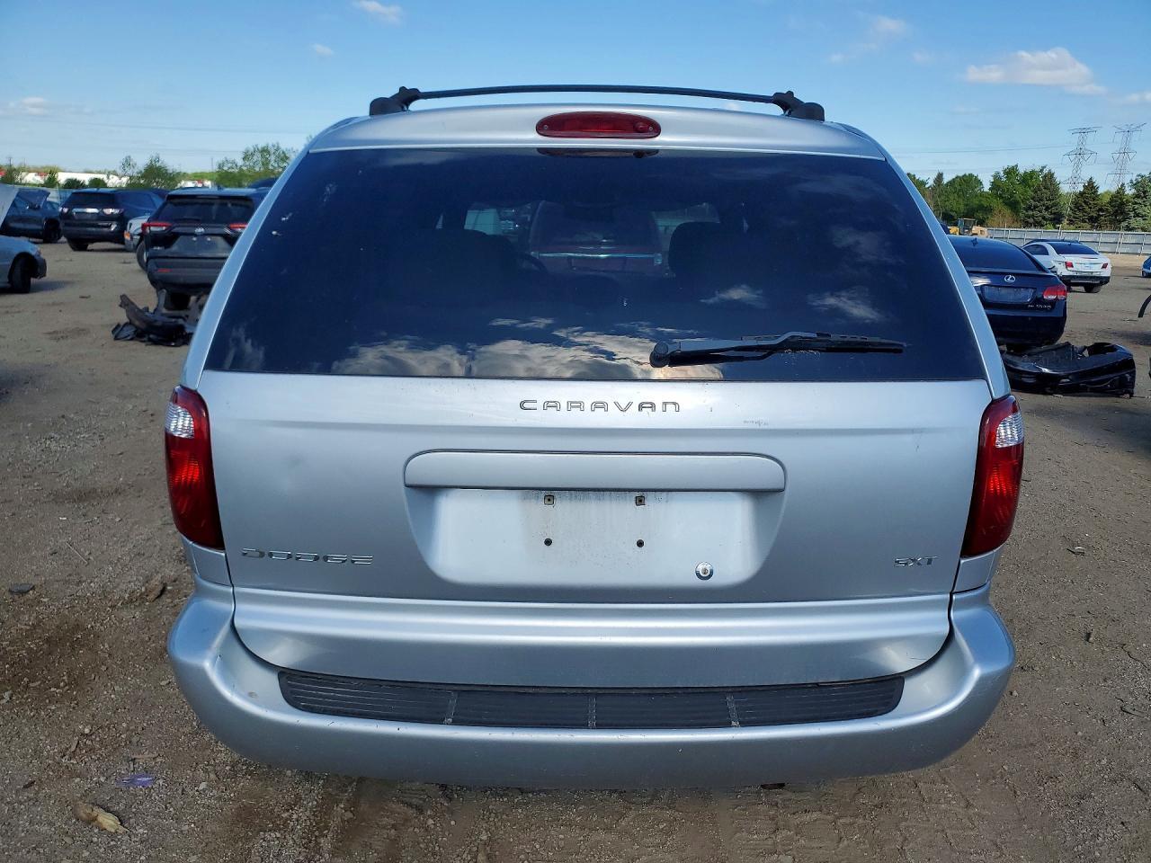 2005 DODGE CARAVAN