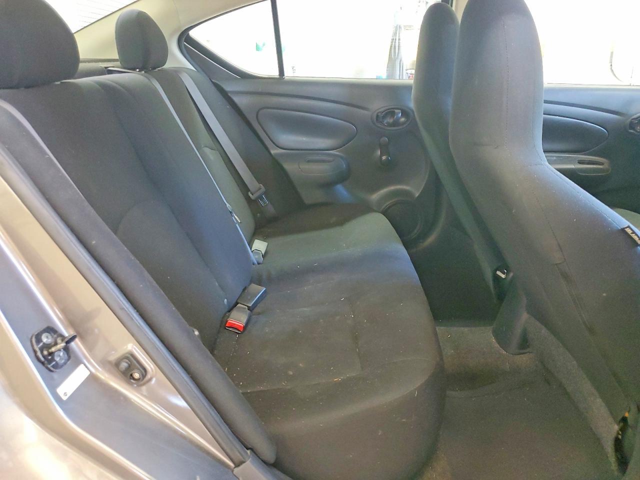 2013 NISSAN VERSA
