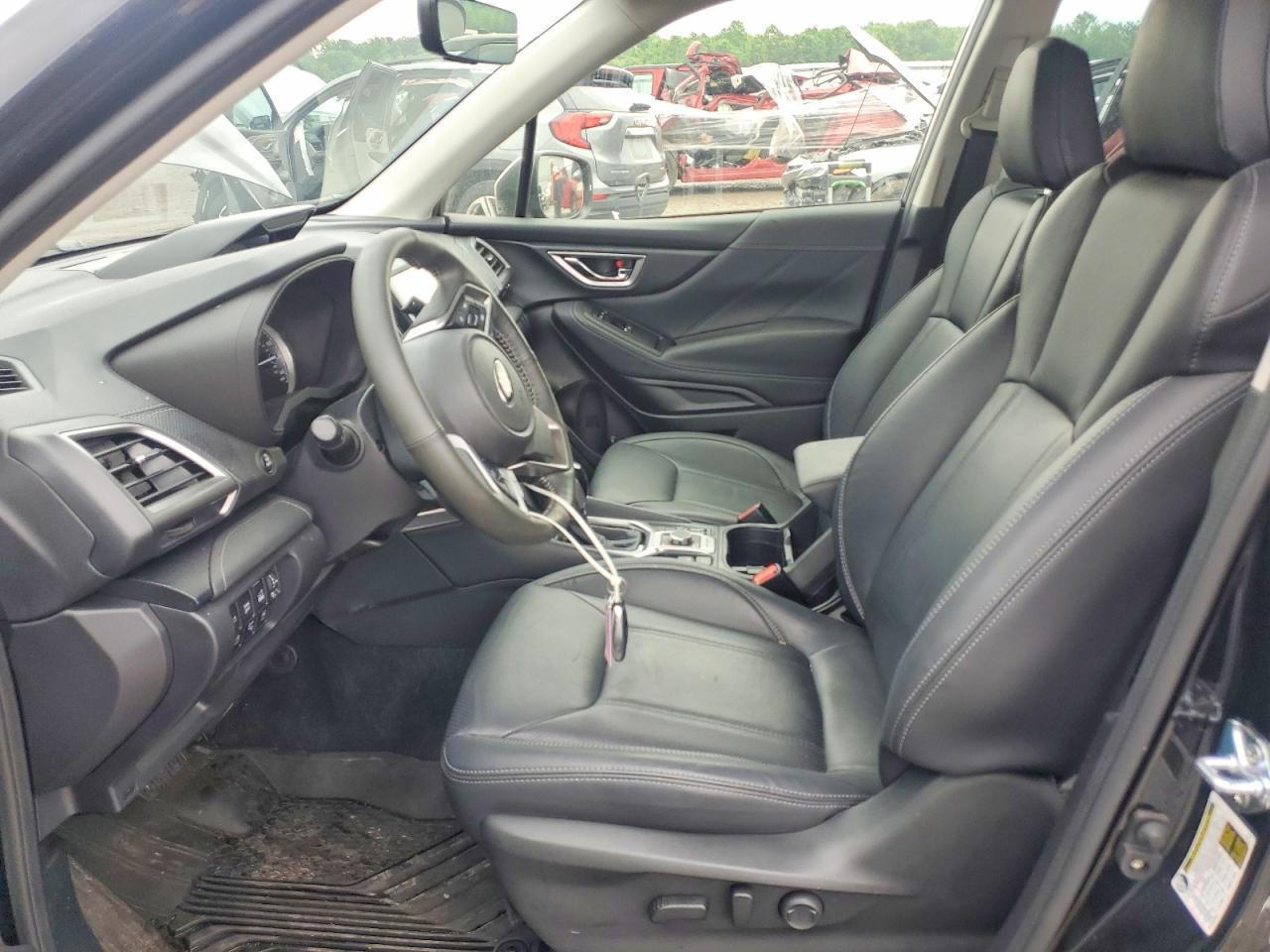 2023 SUBARU FORESTER