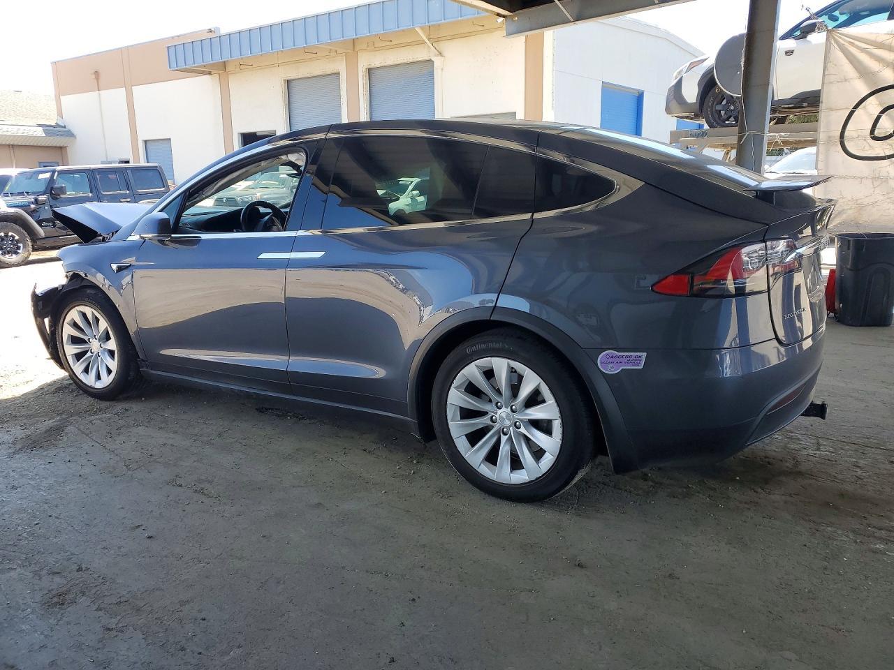 2018 TESLA MODEL X