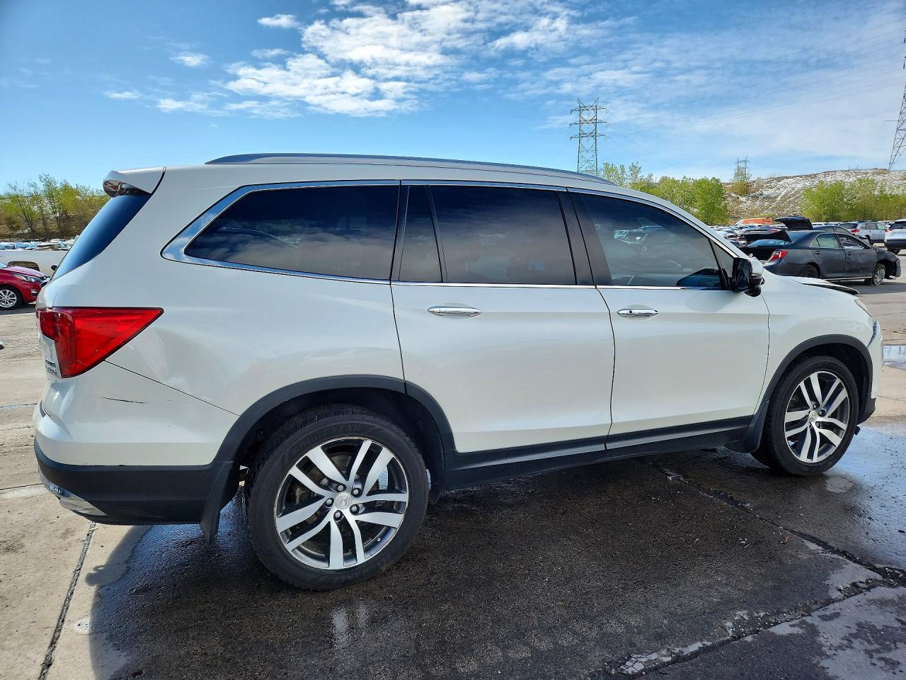 2017 HONDA PILOT