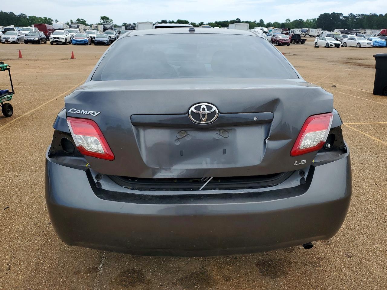 2010 TOYOTA CAMRY