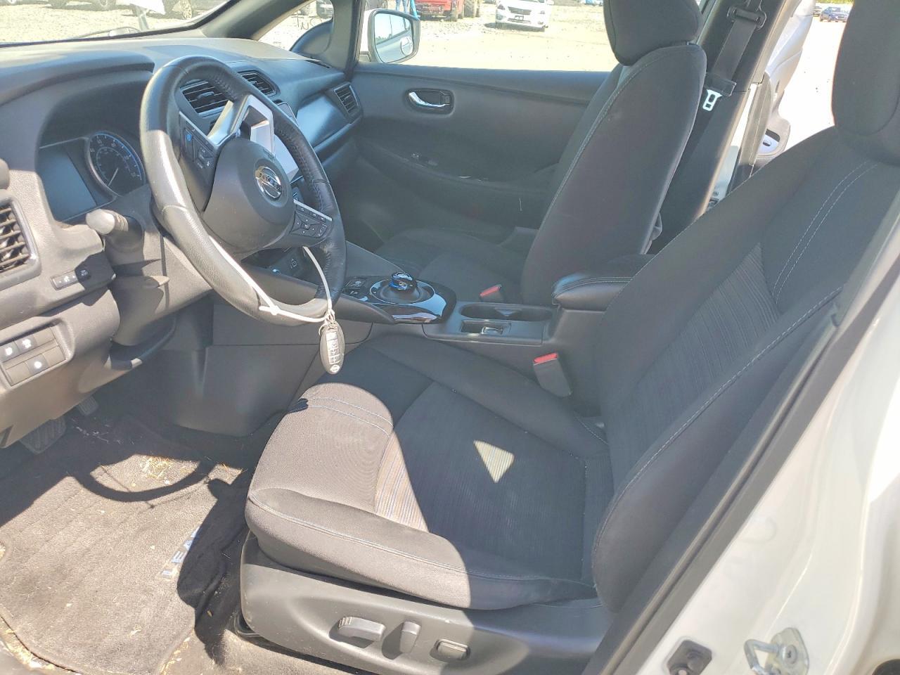 2019 NISSAN LEAF