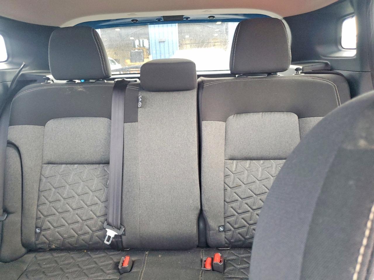 2025 NISSAN KICKS