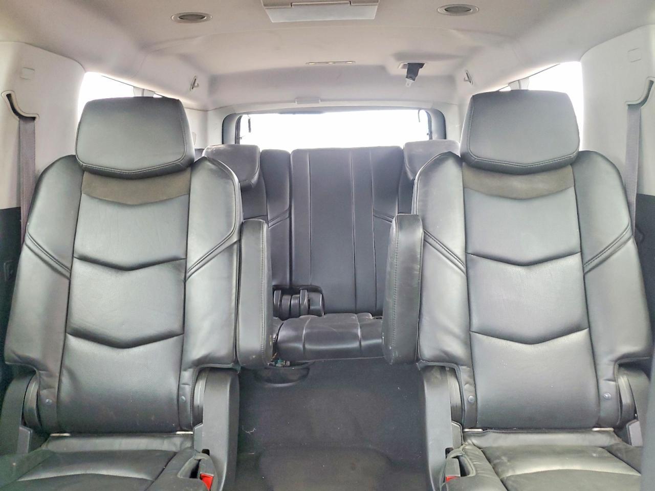 2015 CADILLAC Escalade ESV