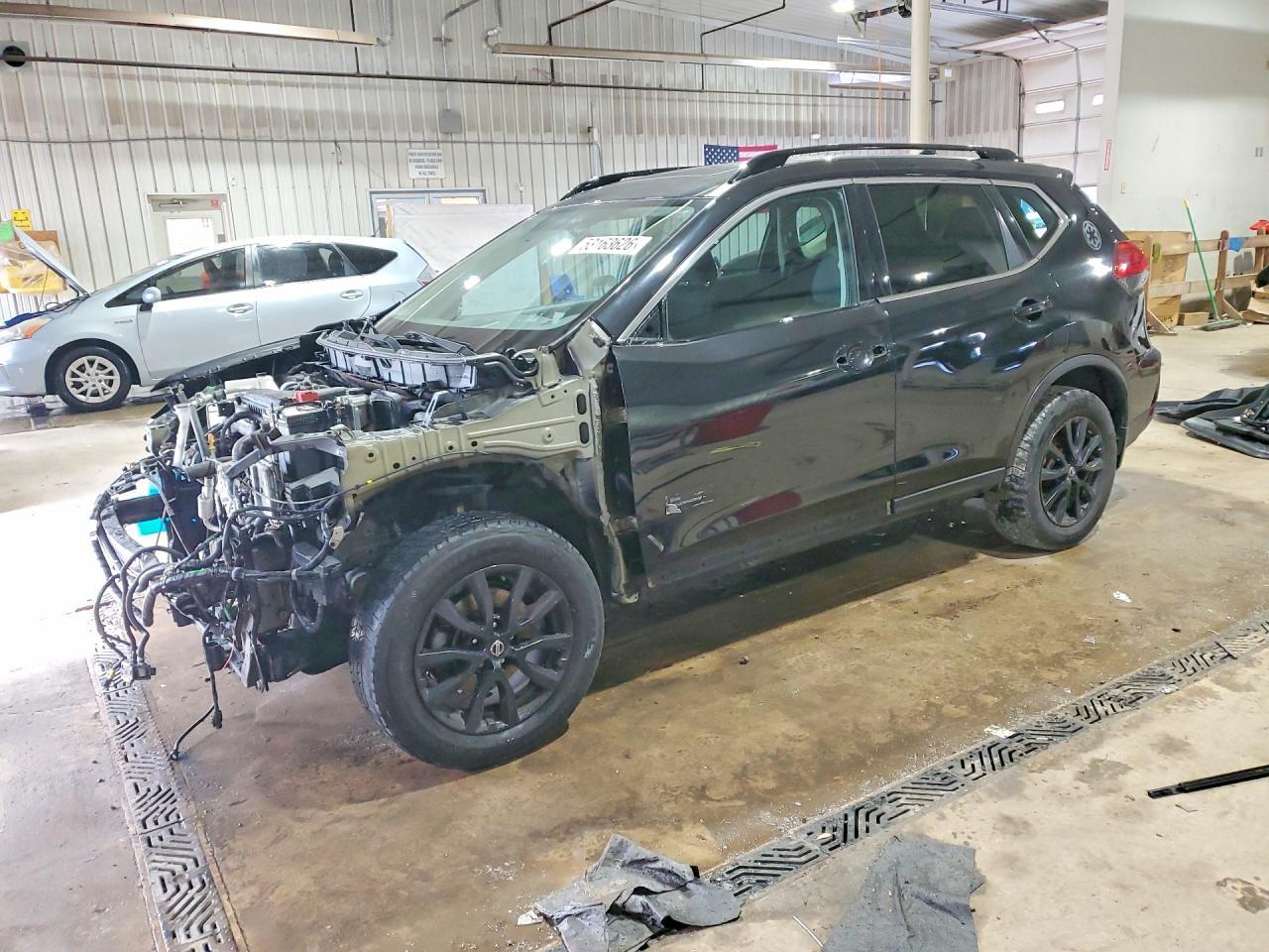 2017 NISSAN ROGUE