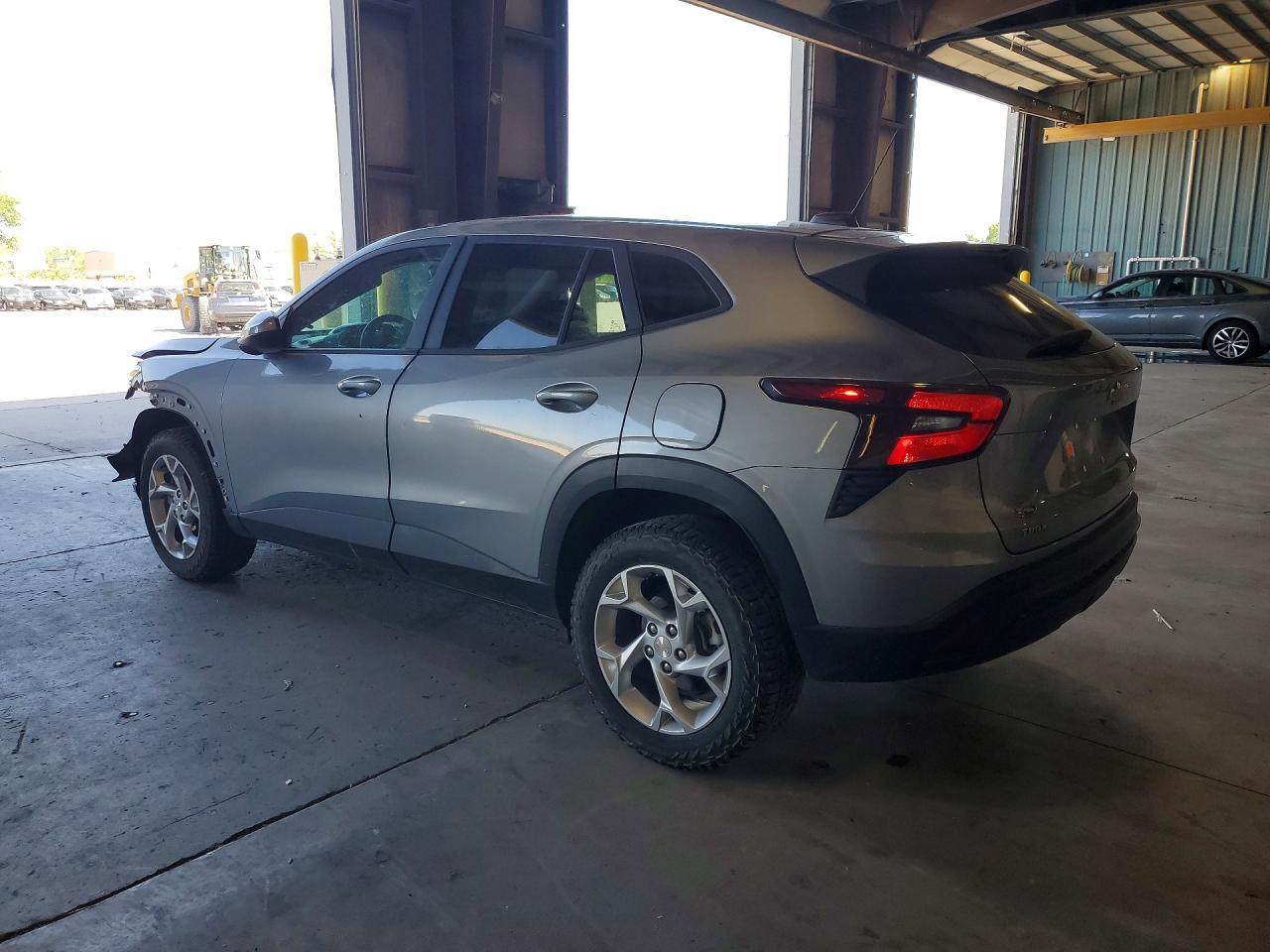 2025 CHEVROLET TRAX