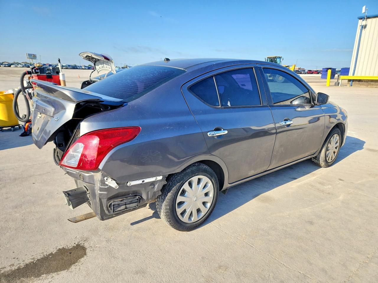 2019 NISSAN VERSA