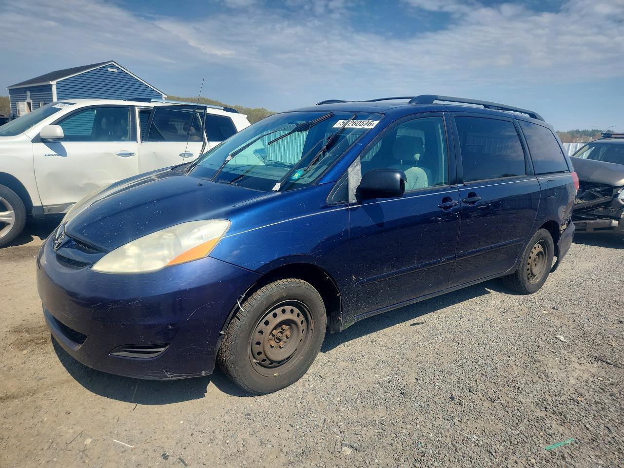 2007 TOYOTA SIENNA