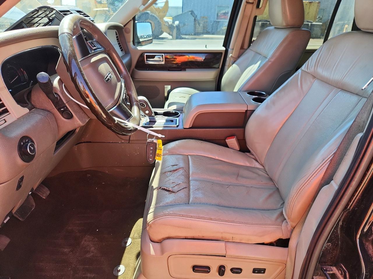 2015 LINCOLN Navigator
