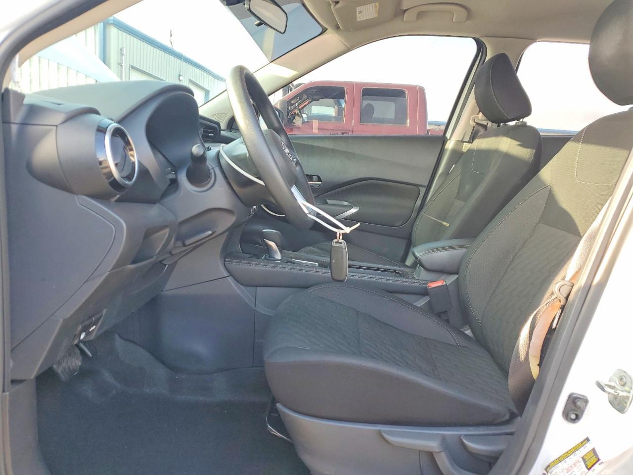 2023 NISSAN KICKS