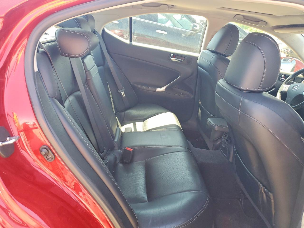 2011 LEXUS IS 250