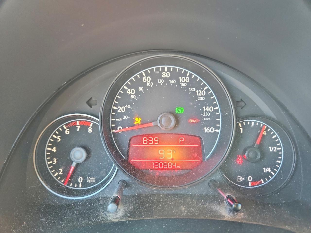 2012 VOLKSWAGEN Beetle