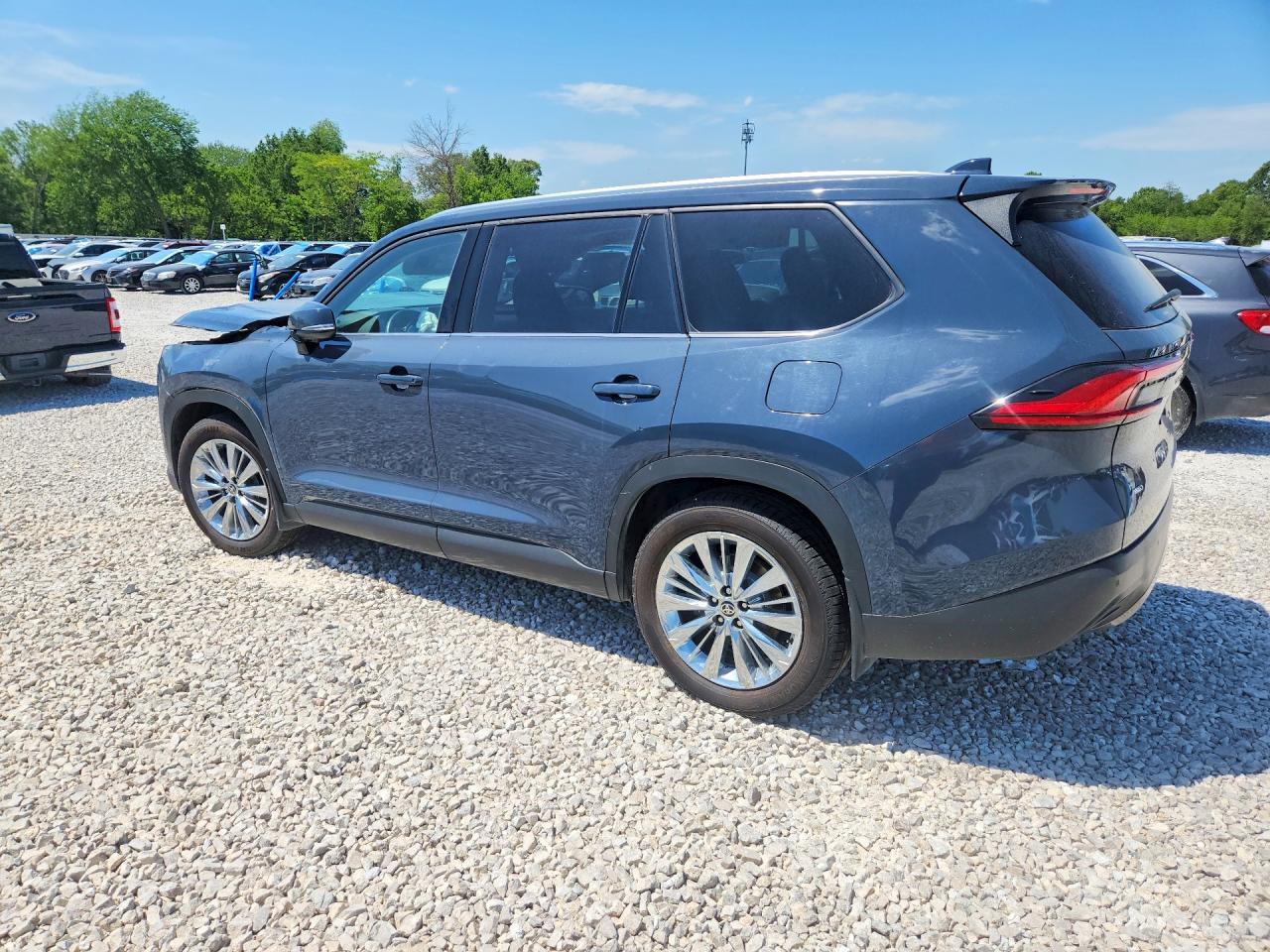 2024 TOYOTA HIGHLANDER