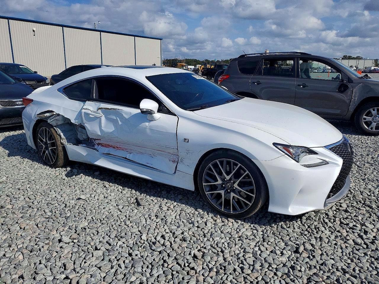 2017 LEXUS RC 200t