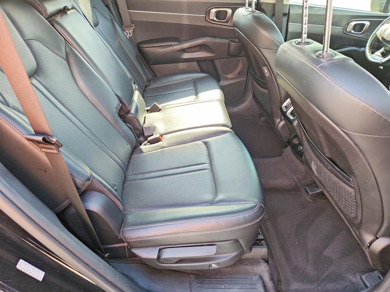 2021 KIA SORENTO