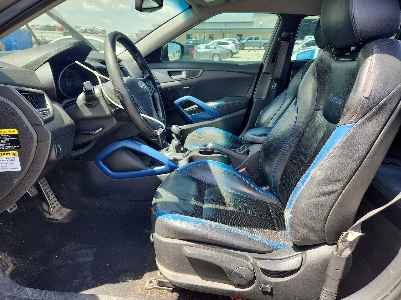 2013 HYUNDAI VELOSTER